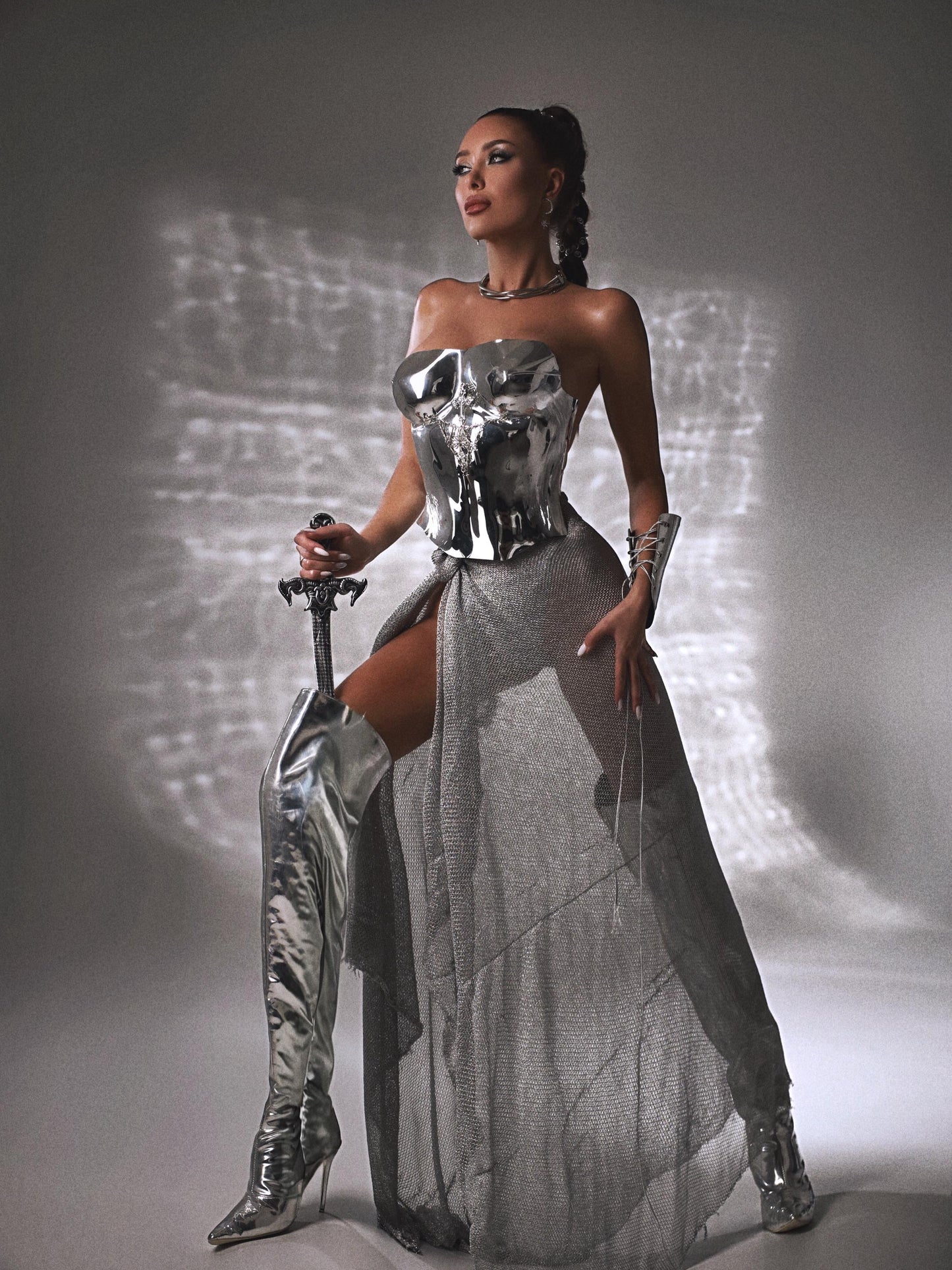 Medieval Knight Armor Corset for Woman, Metallic silver golden warrior breastplate, Knight-Inspired Armor Bodice for Cosplay