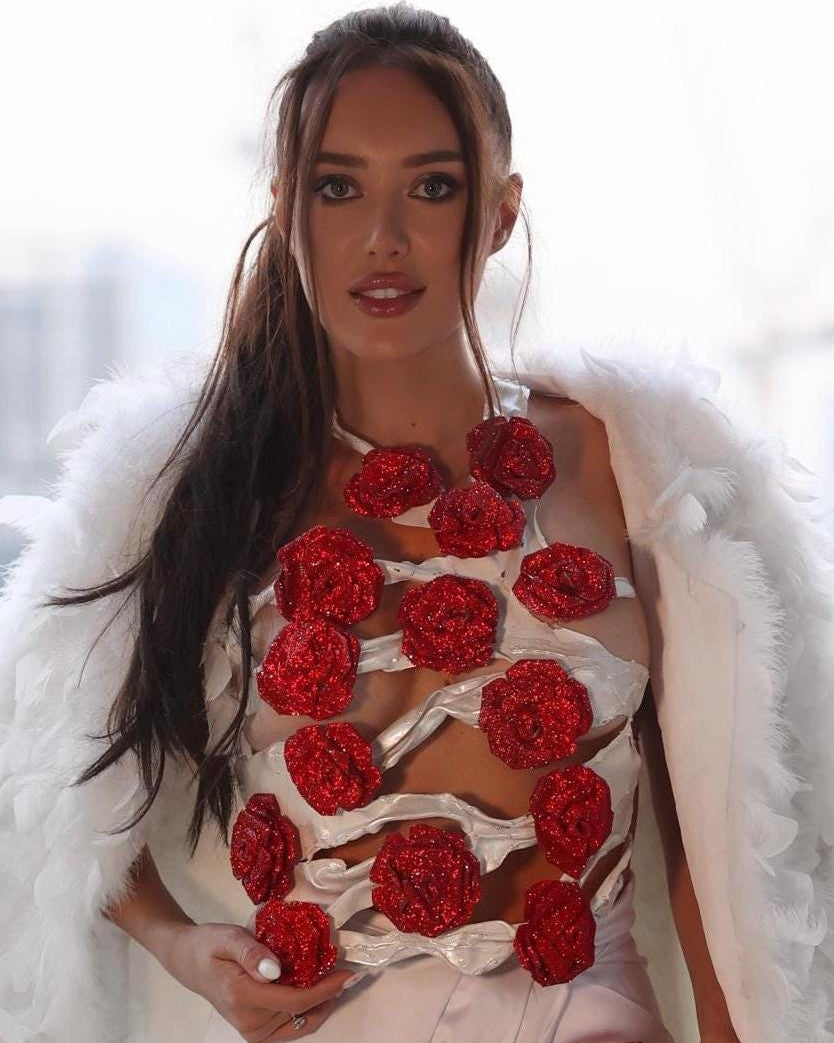 White corset Red Rosè